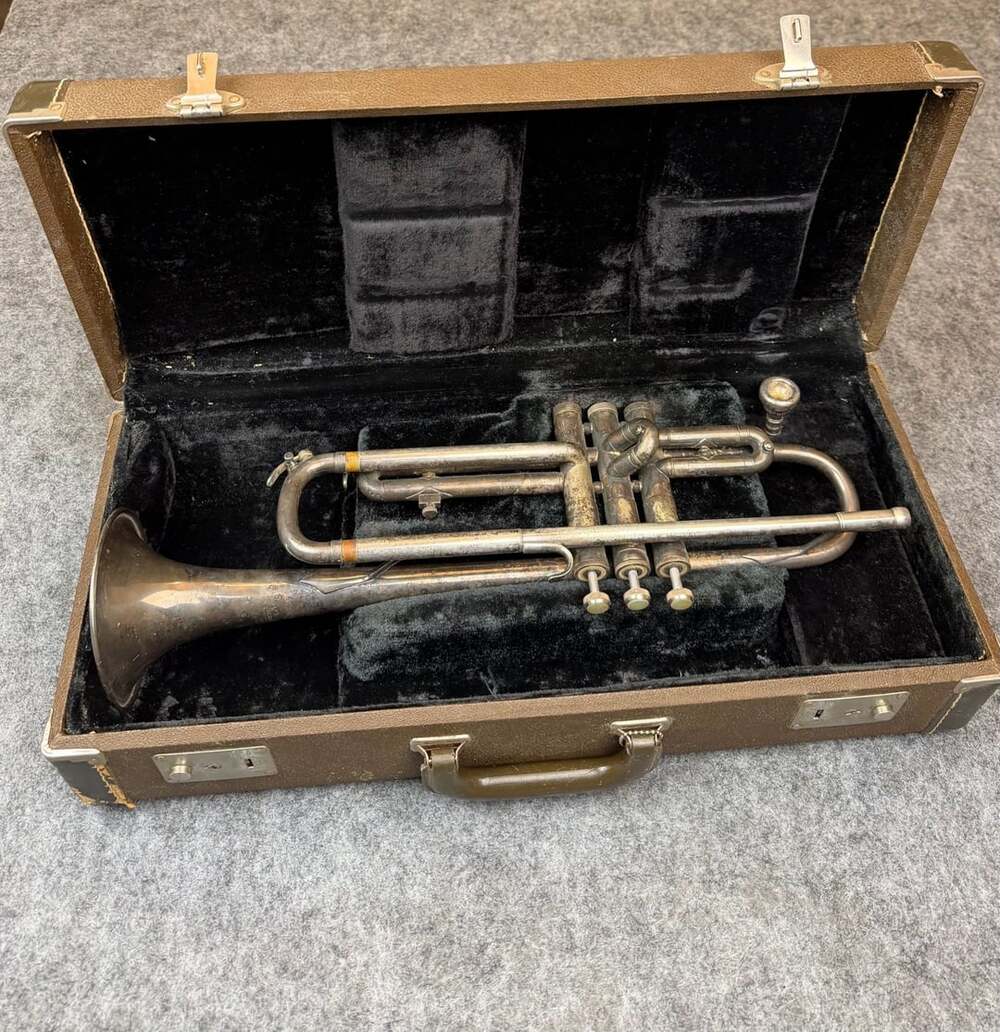Bach Mercedes
 Trumpet Silver Plated with Case